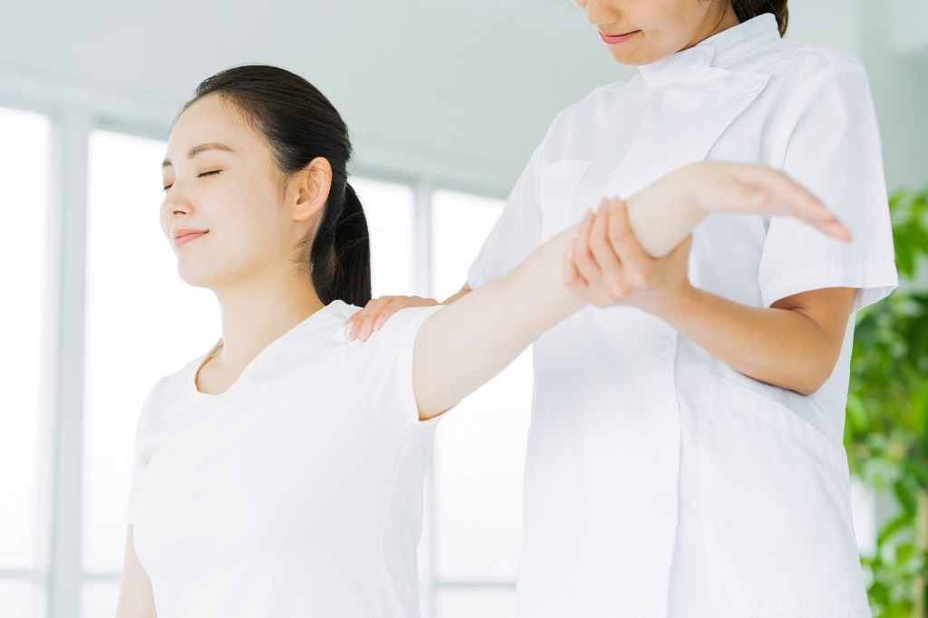 肩と首にアプローチして頭痛ケア